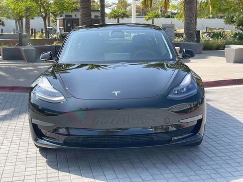 Used 2023 Tesla Model 3 Standard Range RWD image 2