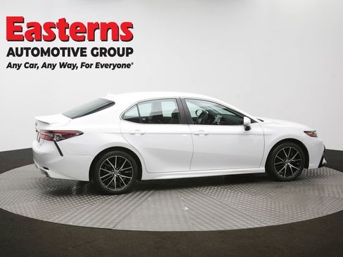 Used 2024 Toyota Camry SE image 47