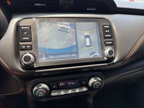Used 2023 Nissan Kicks SR w/ SR Premium Package FWD image 15
