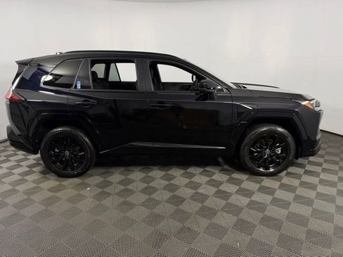 Used 2026 Toyota RAV4 SE w/ Convenience Package AWD/4WD image 31