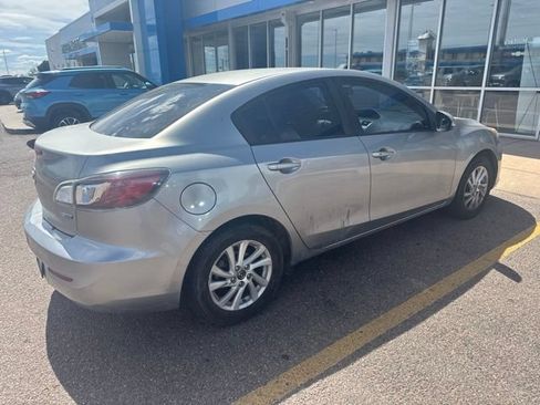 Used 2013 MAZDA MAZDA3 i Touring FWD image 5