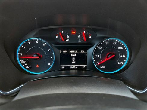 Used 2018 Chevrolet Equinox LT image 33