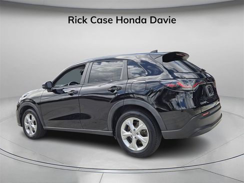 Certified 2024 Honda HR-V LX image 7