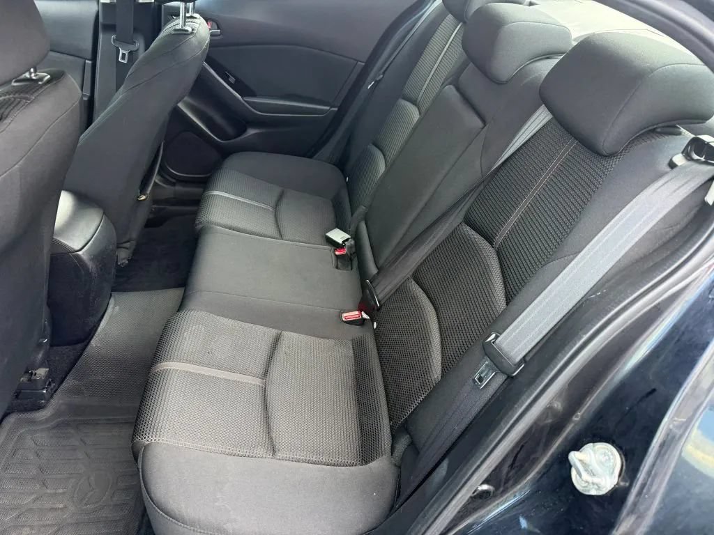 Used 2018 MAZDA MAZDA3 Grand Touring FWD image 14