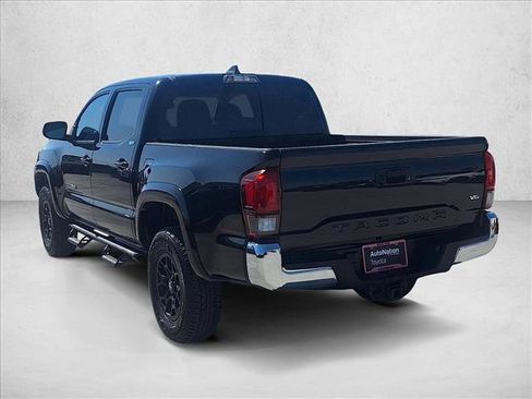 Certified 2022 Toyota Tacoma SR5 RWD image 7
