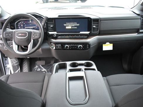 New 2026 GMC Sierra 1500 Elevation image 15
