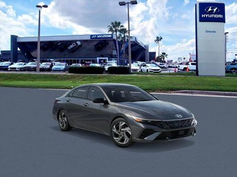 New 2026 Hyundai Elantra SEL Sport Premium FWD image 2