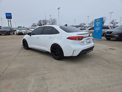 Used 2022 Toyota Corolla XSE image 3