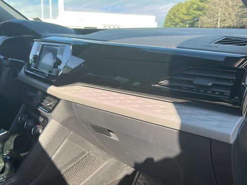 Used 2024 Volkswagen Taos S image 20
