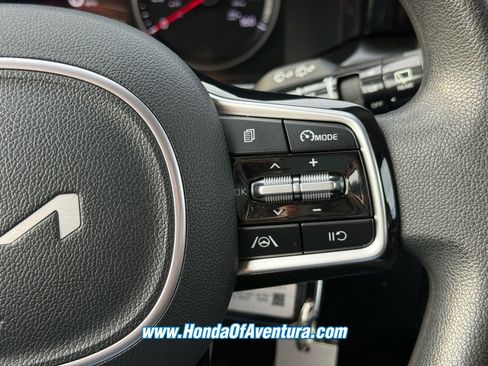 Used 2022 Kia Sorento LX AWD/4WD image 20