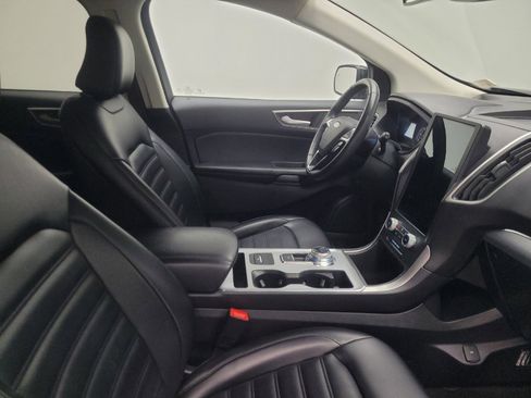 Used 2022 Ford Edge SEL image 21