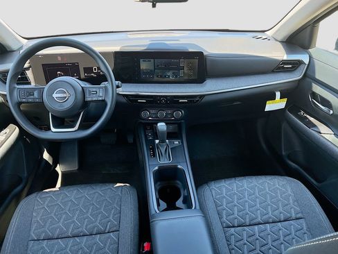 New 2025 Nissan Kicks SV image 21