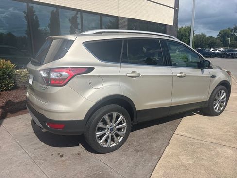 Used 2018 Ford Escape Titanium FWD image 5