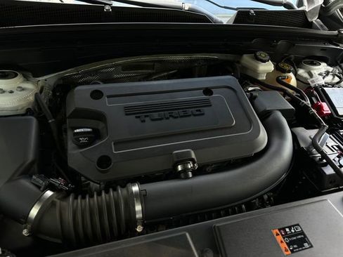 Used 2023 Buick Envision Preferred image 38