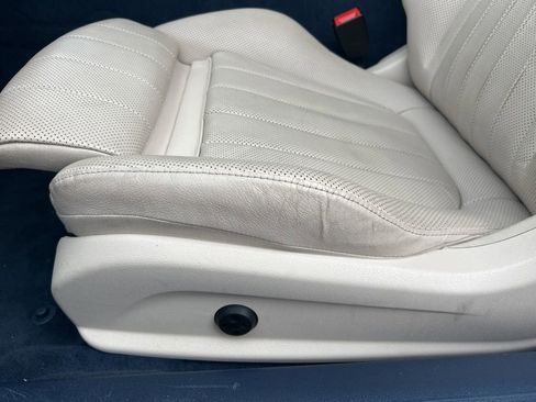 Used 2018 Mercedes-Benz E 400 4MATIC Cabriolet image 16