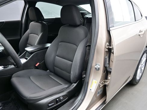 Used 2023 Chevrolet Malibu LT w/ Driver Confidence Package FWD image 12