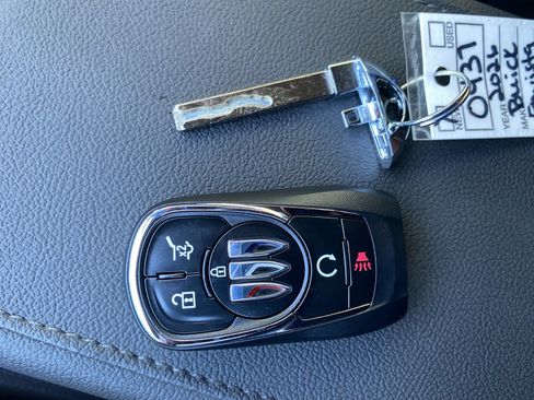 New 2026 Buick Envista Sport Touring w/ Convenience I Package FWD image 33