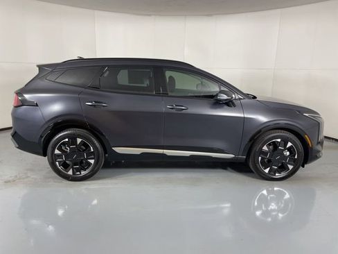 New 2026 Kia Sportage SX image 9
