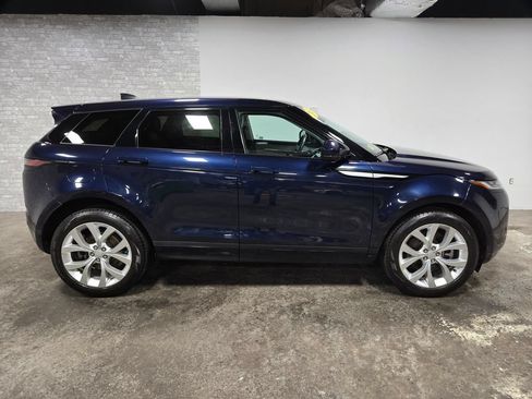 Used 2023 Land Rover Range Rover Evoque SE AWD/4WD image 3