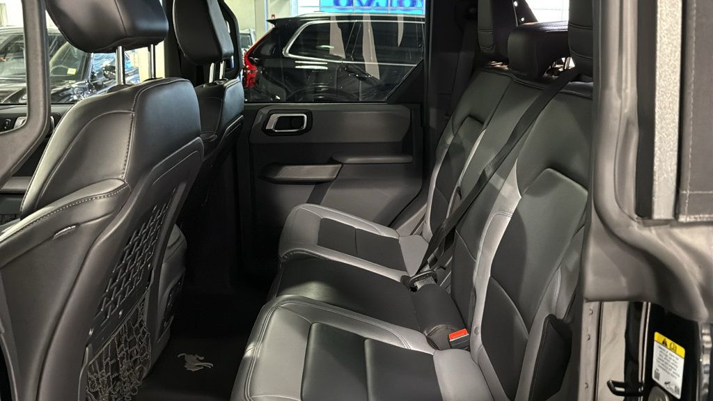 Used 2022 Ford Bronco Black Diamond AWD/4WD image 22