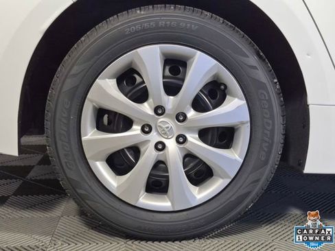 Certified 2024 Toyota Corolla LE FWD image 25