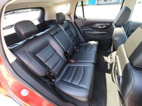 Used 2023 GMC Terrain Denali image 16