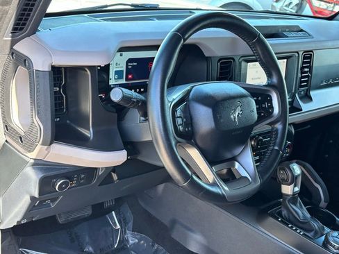 Used 2022 Ford Bronco Big Bend image 10