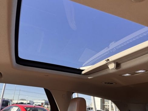 Used 2018 Buick Enclave Premium w/ Experience Buick Package image 19