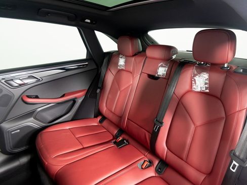 New 2026 Porsche Macan Turbo image 35