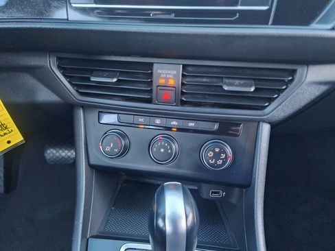 Used 2019 Volkswagen Jetta S w/ Driver Assistance Package FWD image 29