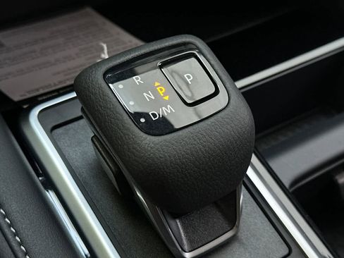 New 2025 Nissan Pathfinder SV image 25