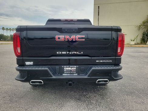Used 2025 GMC Sierra 1500 Denali w/ Denali Reserve Package AWD/4WD image 7