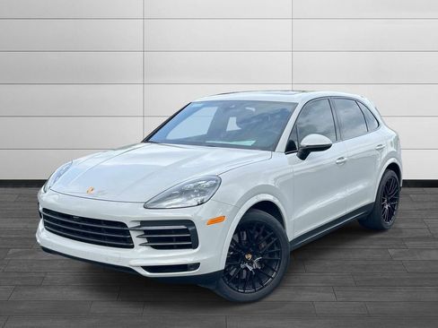 Used 2022 Porsche Cayenne AWD/4WD image 1