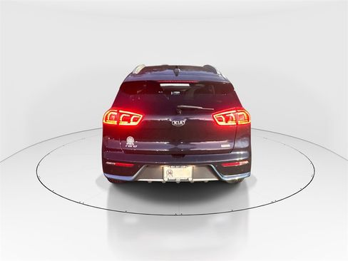 Used 2019 Kia Niro EX Premium w/ Sunroof Package image 7