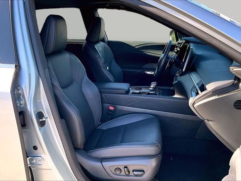 Used 2024 Lexus RX 350 Premium w/ Convenience Package FWD image 8