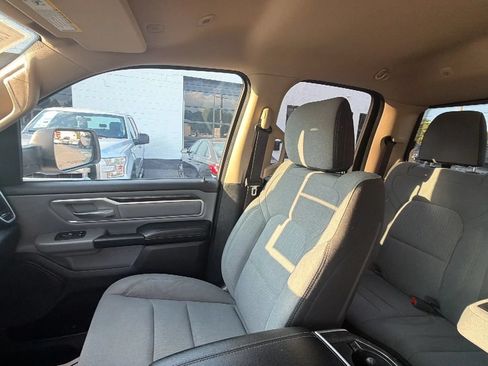 Used 2020 RAM 1500 Big Horn AWD/4WD image 35