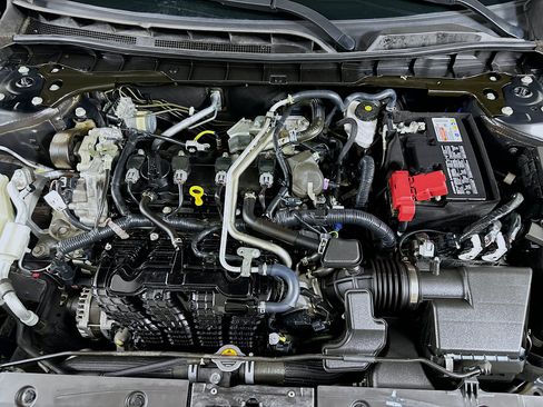 Used 2024 Nissan Altima 2.5 S FWD image 31