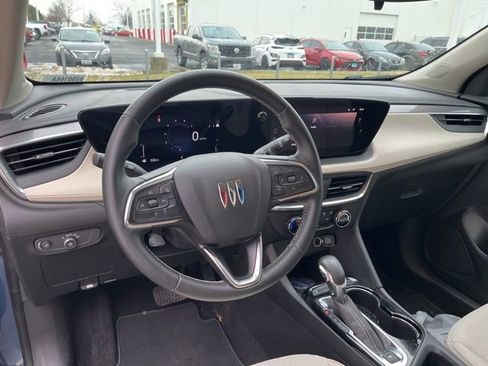 Used 2024 Buick Encore GX Preferred image 9