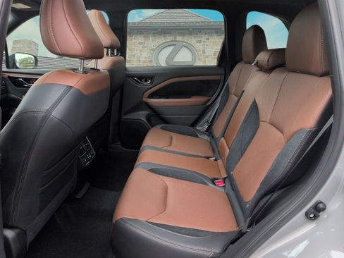 Used 2025 Subaru Forester Touring image 19