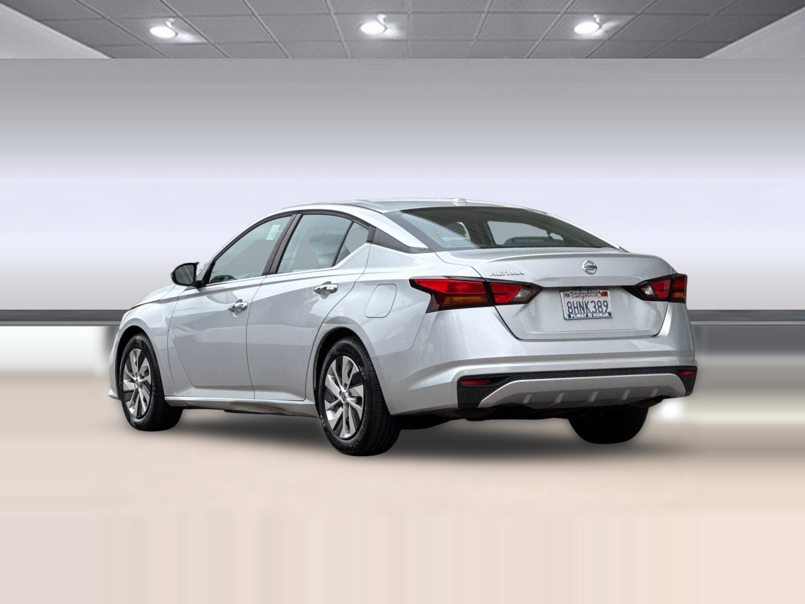 Used 2019 Nissan Altima 2.5 S FWD image 3