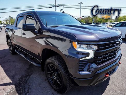 Used 2022 Chevrolet Silverado 1500 LT Trail Boss w/ Convenience Package II AWD/4WD image 1