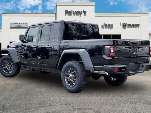 New 2026 Jeep Gladiator Sport image 3