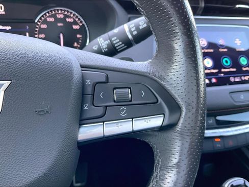 Used 2020 Cadillac XT4 Sport image 22