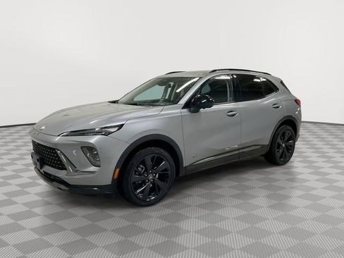 Certified 2025 Buick Envision Sport Touring image 7