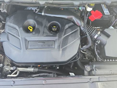 Used 2016 Ford Edge SEL FWD image 29