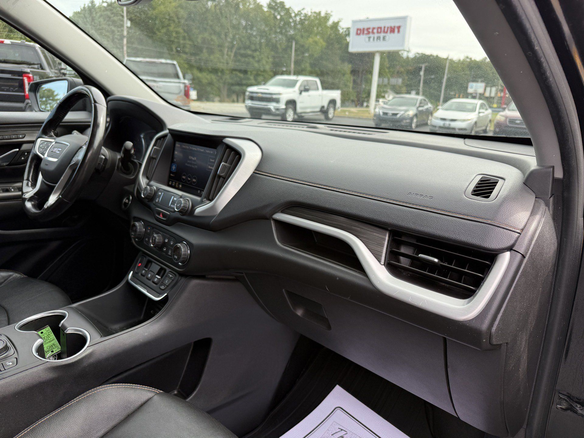 Used 2021 GMC Terrain SLT FWD image 22