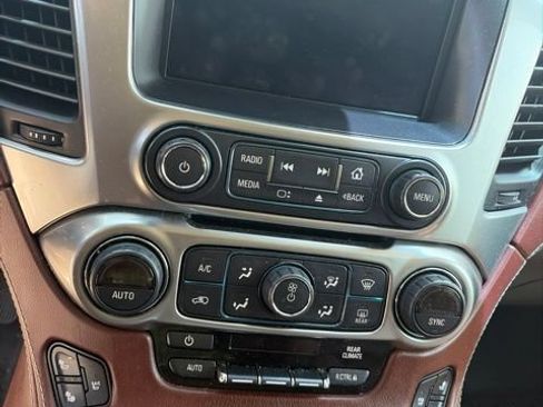 Used 2016 Chevrolet Tahoe LTZ RWD image 32