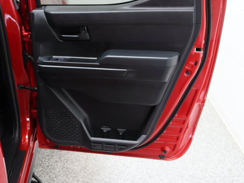 Certified 2026 Toyota Tacoma SR5 image 32