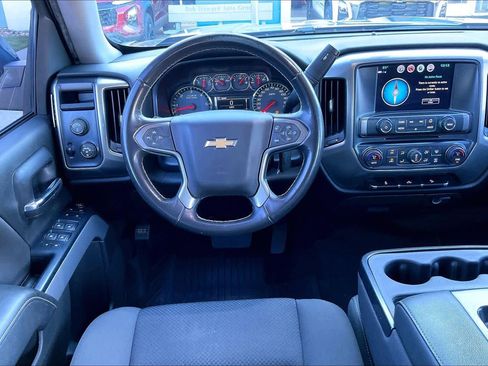 Used 2018 Chevrolet Silverado 1500 LT w/ Texas Edition image 6