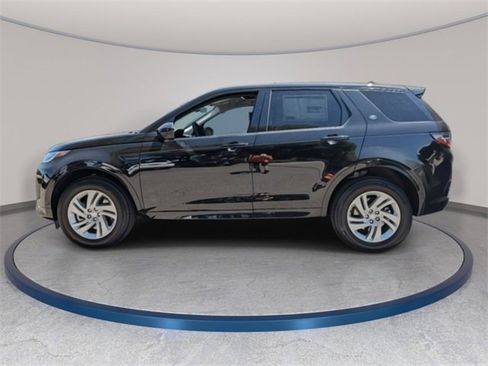 Used 2024 Land Rover Discovery Sport S image 2